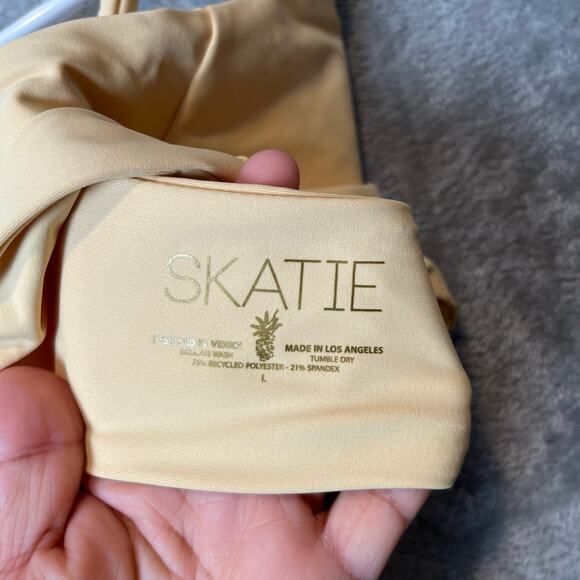 Skatie Mya Top Buttercream Yellow Sz Large Sustainable California Vibe New - Picture 3 of 6